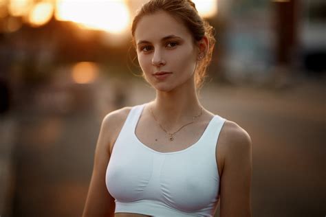 Wallpaper : sportswear, women outdoors, white tops, brunette - DaftSex HD