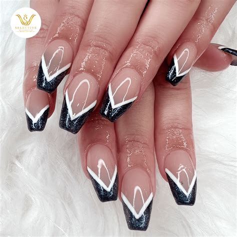 Nail Design For Winter 2022 - Selective Nails & Beauty Spa