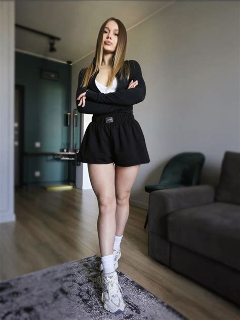 Candice Delaware Biography, Age, Real Name, Nationality, Wiki, Photos