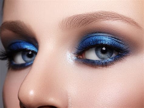 maquillaje ojos tonos azules 1 - Ten Image