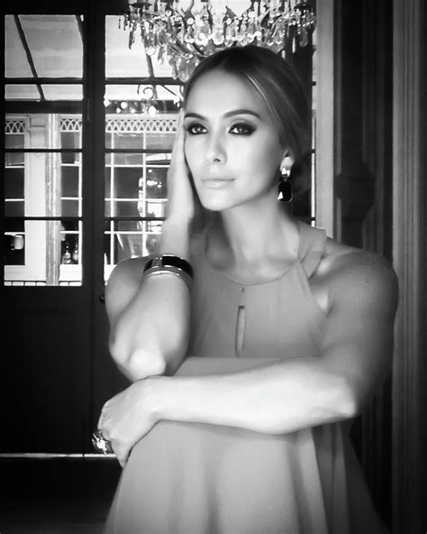 Andrea Lopez (@andrealopezv) • Instagram photos and videos