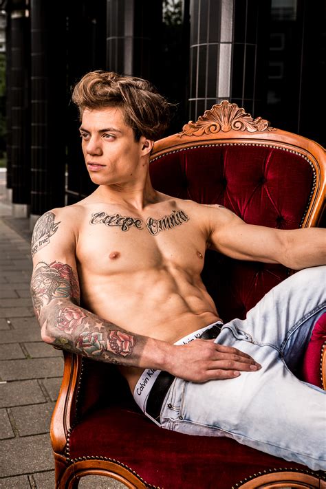 DC Models :: Behance