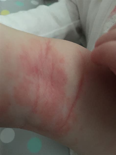 What it's like to cut out dairy when breastfeeding - The Mummy Bubble