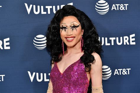 Samantha Fox, Milk and Bone et les drag queens de RuPaul en vedette à