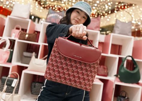 instagram shops  sell celebrity approved accessories