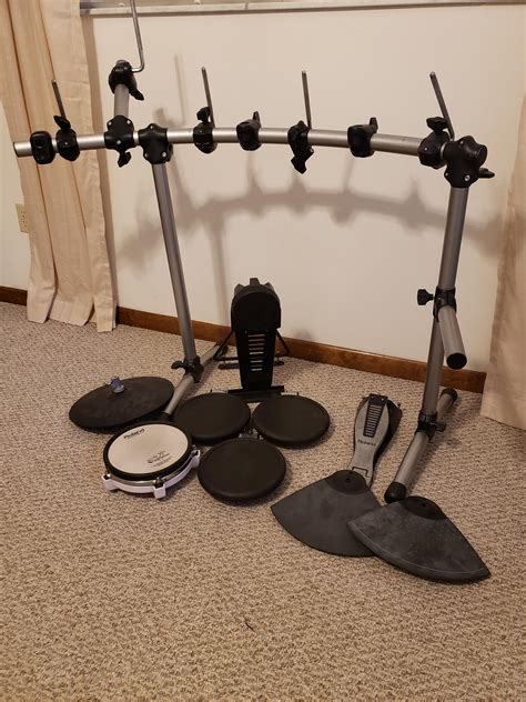I'm new to E-drums and i found this Roland kit at a garage sale. The ...