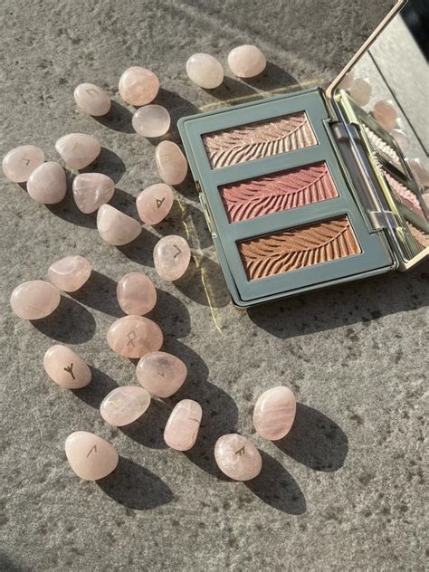 Контурная палетка оригинал tarte — цена 1350 грн в каталоге Хайлайтеры ...