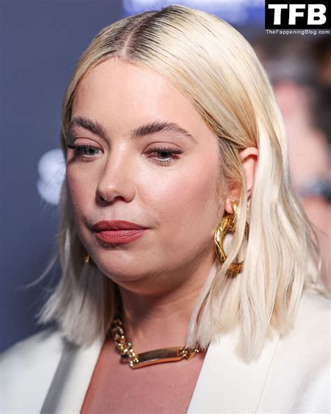 Ashley Benson Braless (135 Photos) - Sexy e-Girls🔞