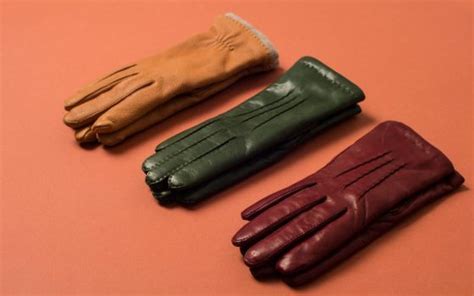 Glove Size Chart: All About Glove You Should Know - The Shoe Box NYC