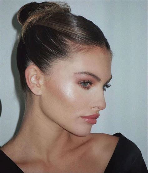 Pin by Dianadolgova on Glowy makeup | Hair styles, Makeup looks, Hair ...