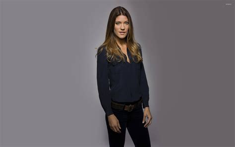 Download Jennifer Carpenter Dexter Photoshoot Wallpaper | Wallpapers.com