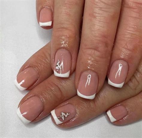 Winter French Manicure Ideas to Level Up Your Look | Gel french ...