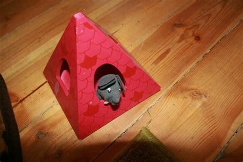 Стоит в поле теремок-теремок | Bird house, Outdoor decor, Decor