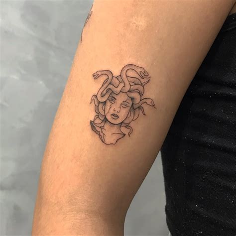 12 Medusa Tattoo Ideas with Meanings (57 Photos)