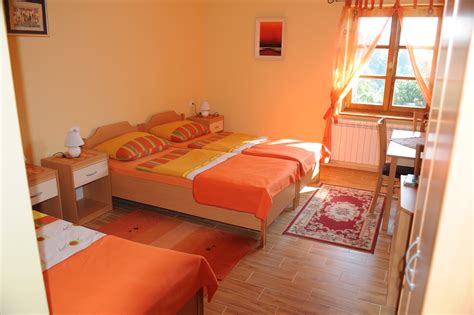 Dujčeva domačija Homestead | Visit Kras