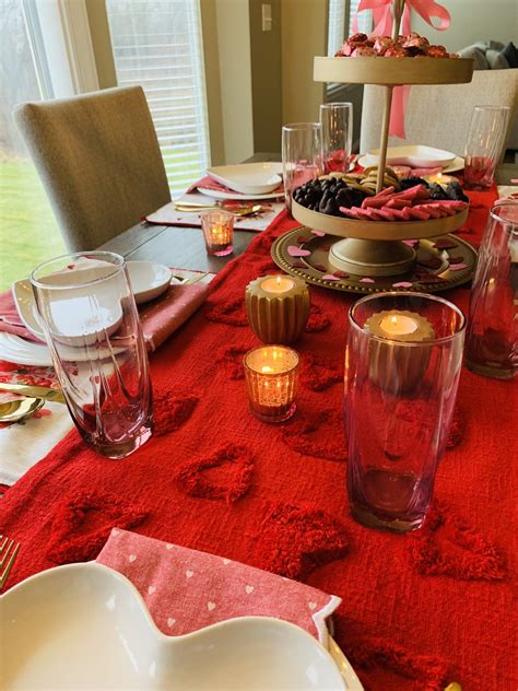 Cupid's Cute Valentine Table Decorations