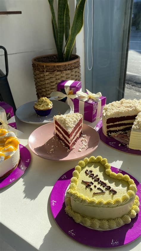 Pauliana Jamie | definitely the place to be and food to eat this