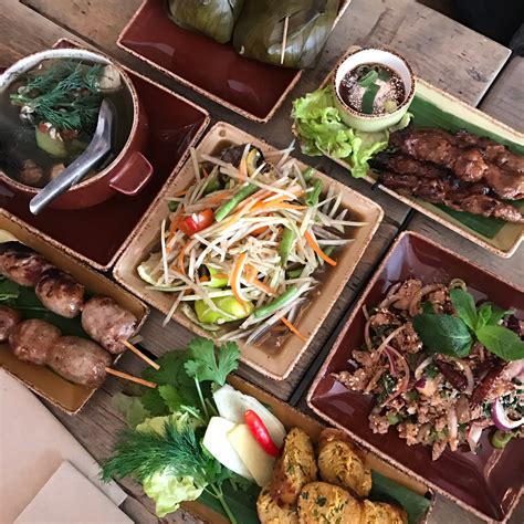 A Taste of Real Laotian Food at Lao Cafe / LUCY LOVES TO EAT