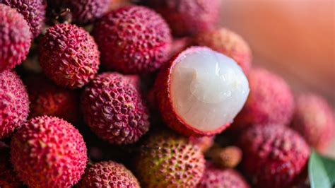 What Recipes Are Lychee Fruit Used In
