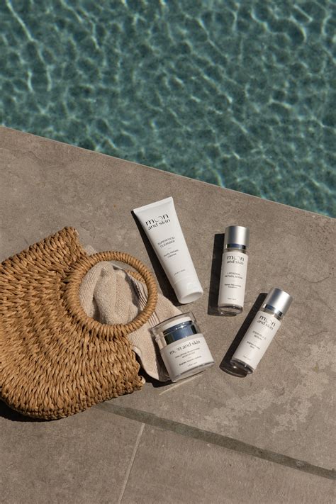 Is Gel Better Than Cream? Understanding the Differences in Skincare