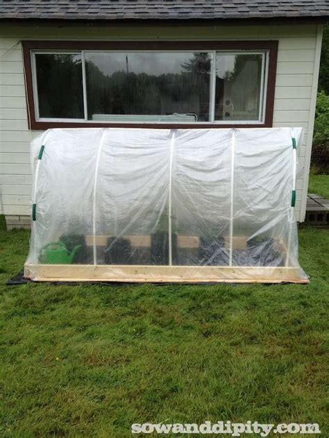 Как сделать теплицу из труб ПВХ | Greenhouse plans, Diy greenhouse ...