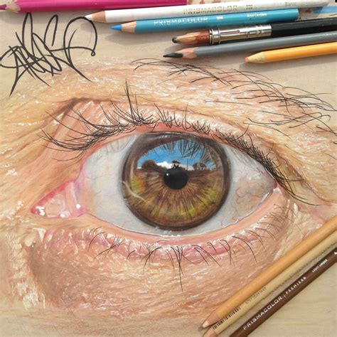 jose vergara hyper realistic eye pencil drawings
