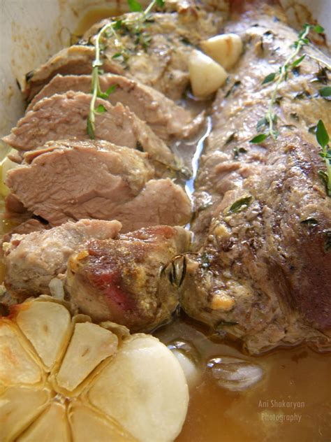 Вкуснотека: Свинско печено бонфиле с чесън и мащерка