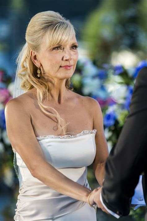 Teryl Rothery - Biography, Height & Life Story | Super Stars Bio