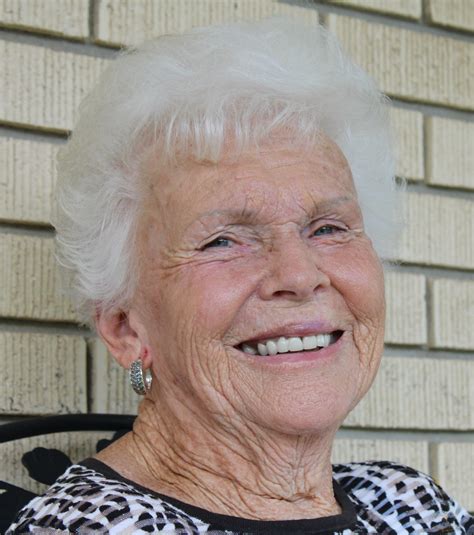 Mourners are sharing heartfelt memories on the Reins Sturdivant obit wall 4