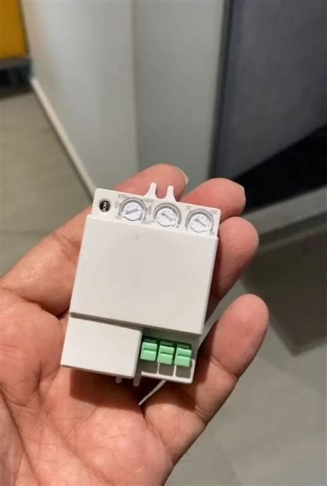 Imported Microwave Sensor, 180 Degree at Rs 325 in Rajkot | ID: 26036580373