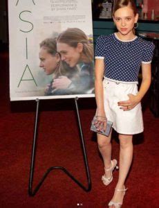 Shira Haas – Legend Peeps