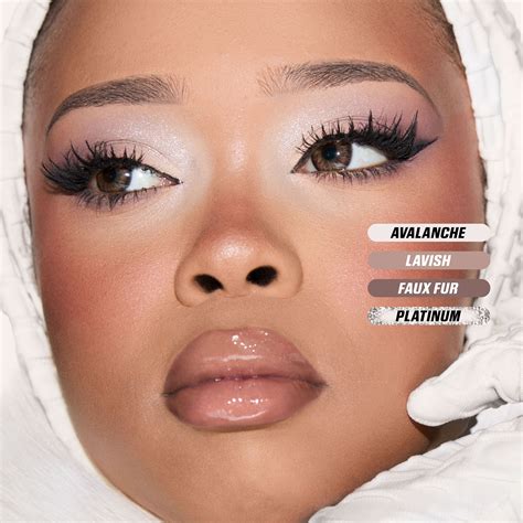 Buy Huda Beauty Icy Nude Eyeshadow Palette - Get Icy Eyes! Online