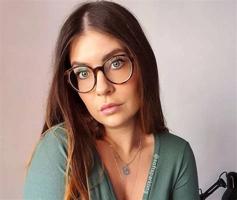 Leicht Perlig - Age, Family, Career, Net Worth & More