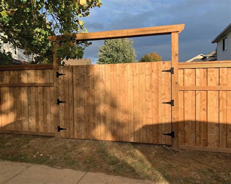 Vinyl Fence vs Wood Fence: Which Is Right for Your Home? — Citywide ...