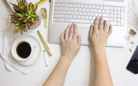 female finance bloggers  follow     nest