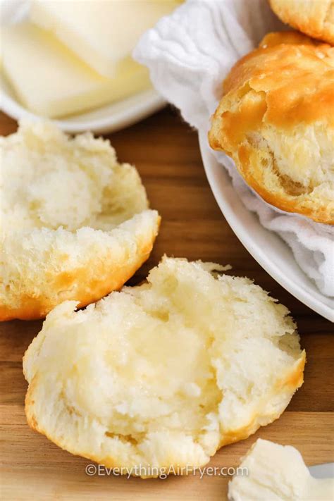 how to cook frozen biscuits in air fryer