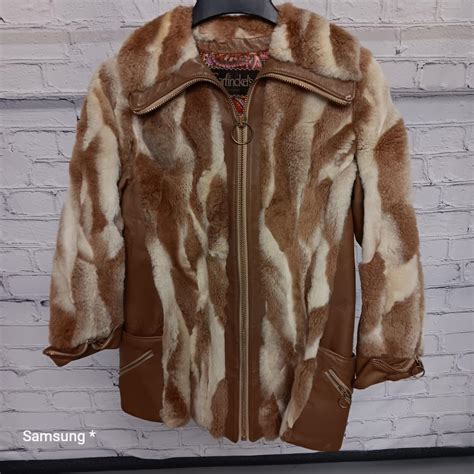 Garfinckel's Natural Guanaco Fur-no listed size, likely women’s medium ...
