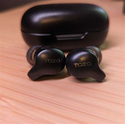 Tozo Golden X1 wireless earbuds review - The Gadgeteer