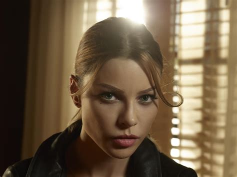 Chloe Decker As Lauren German In Lucifer Wallpaper,HD Tv Shows