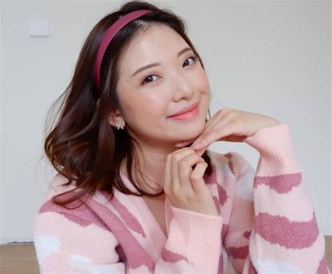 cerita selly selebgram asal surabaya  viral usai review hotel