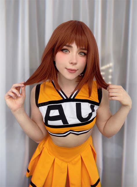 Ochako Uraraka by SweetieFox : r/CosplayNation