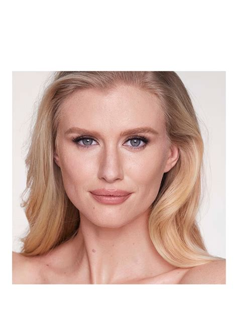 Charlotte Tilbury AIRBRUSH FLAWLESS FINISH REFILLABLE in 1 fair