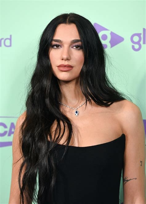 Dua Lipa’s ’90s Updo Is Hair Inspo For Your Next Night Out