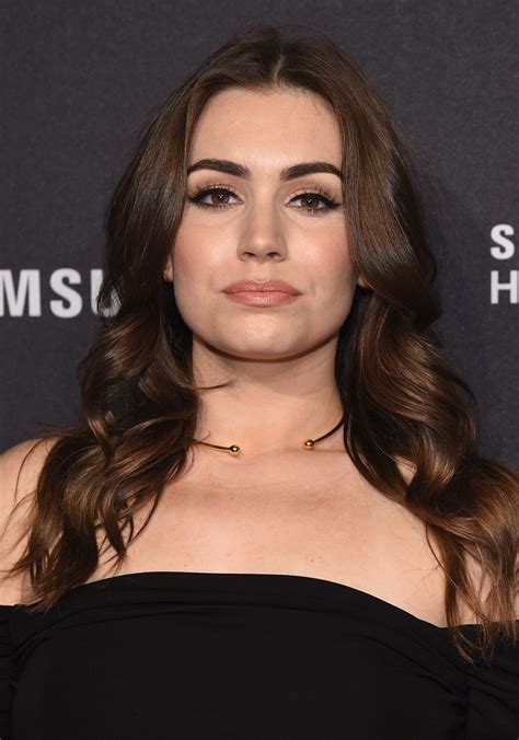 Pictures of Sophie Simmons