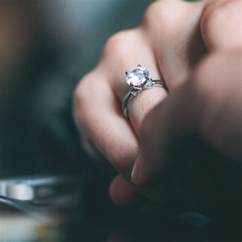 essential money management tips  newlywed couples hemos philippines