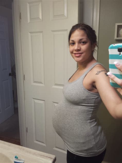 J. Gregory: 30 Day Brazil Butt Lift Challenge while pregnant - Day 1