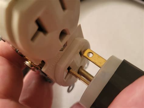 20a plug | Contractor Talk - Professional Construction and Remodeling Forum