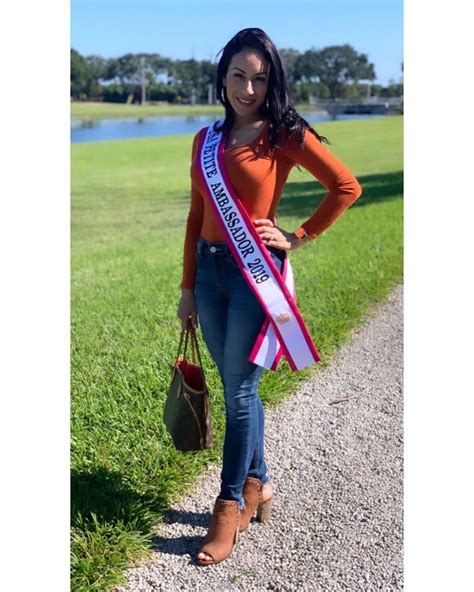 Lisa Morales - Social Media 12/24/2019 • CelebMafia