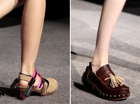 Bajuszos cipők és csizmák a Louis Vuitton 2010 S/S kollekcióban ...