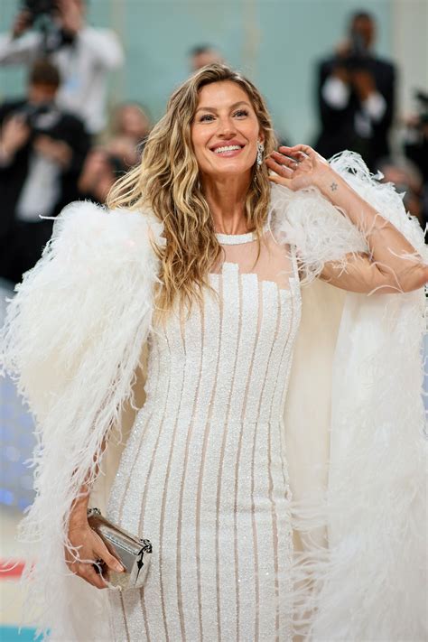 Gisele Bündchen en la Met Gala 2023 o cómo ir con la cara (casi) lavada ...